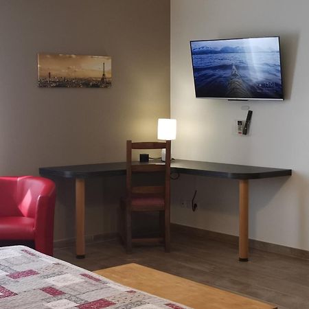 Chambres D'Hotes Gidy エクステリア 写真